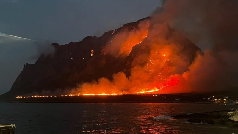 Incendi nel trapanese. In Prefettura il Centro Coordinamento Soccorsi