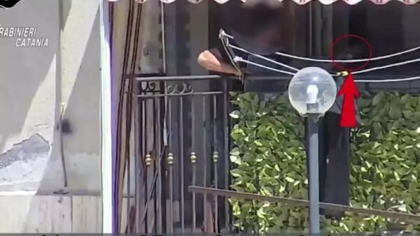 Droga, ordinanza cautelare per 8 indagati a Catania