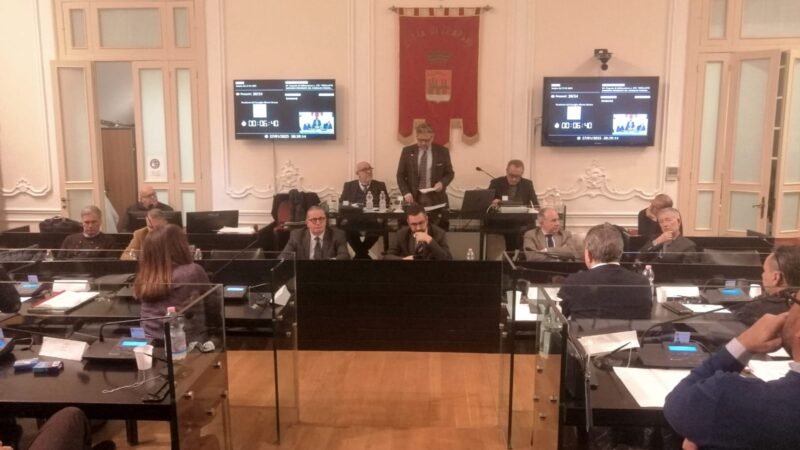 Fulmini e saette del presidente Mazzeo