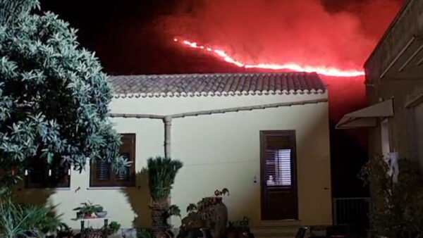 Incendi in Sicilia: bilancio catastrofico