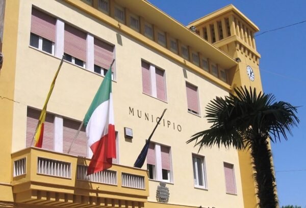 Clima avvelenato al consiglio comunale di Paceco, dove si registra una politica sessista