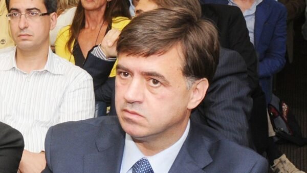 L’ex senatore Nino Papania lascia il carcere e va ai domiciliari