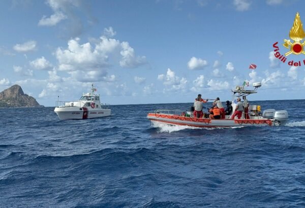 Ricerche in corso a largo di Trappeto del giovane scomparso in mare