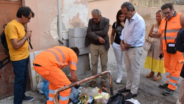 Marsala, controlli severi contro i rifiuti abbandonati