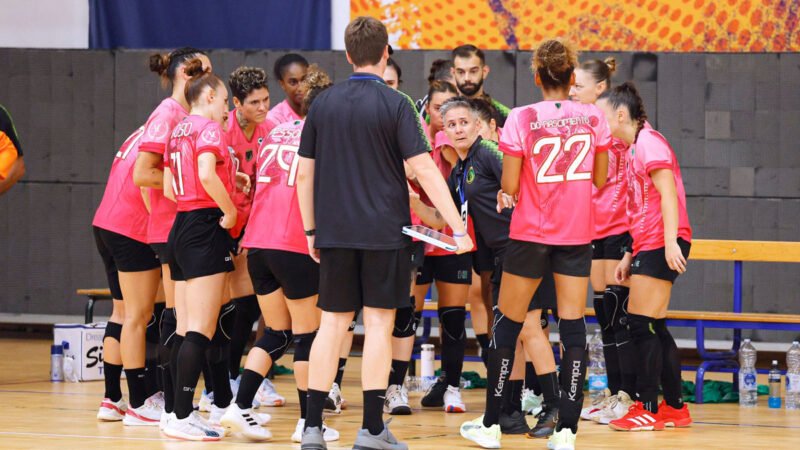 Cristina Cabeza Gutierrez durante un timeout