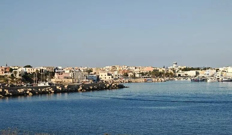 Relitto israeliano a Lampedusa, ipotesi satellite o serbatoio