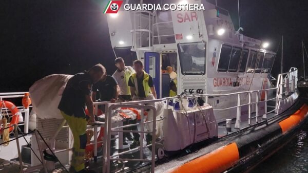 Guardia Costiera soccorre, membro nave da crociera MSC