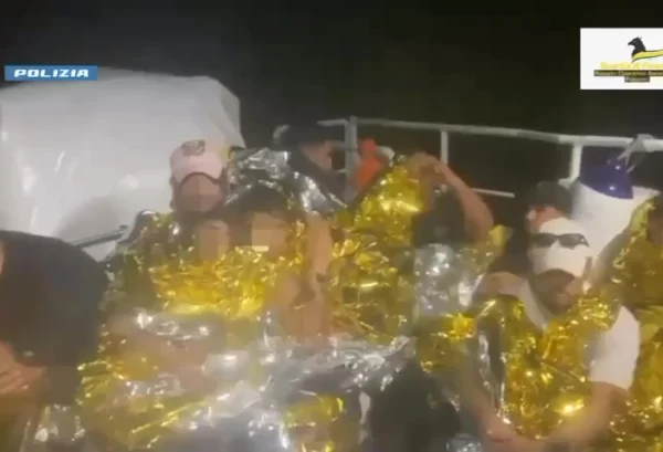 Fermato da polizia e finanza scafista tunisino