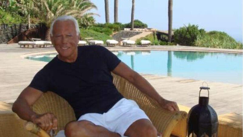 Pantelleria rende omaggio allo stilista Armani. Proclamato per l’8 settembre il lutto cittadino