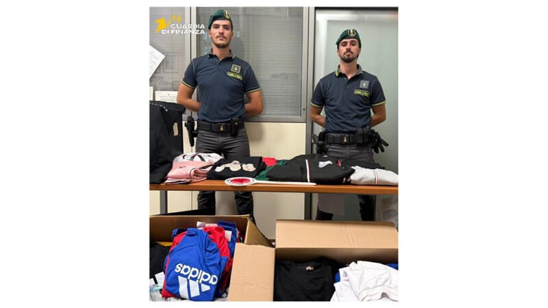 La finanza di Trapani sequestra oltre 4 mila giocattoli di “Halloween” non conformi