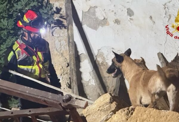 Paura a Bagheria per il crollo di una palazzina