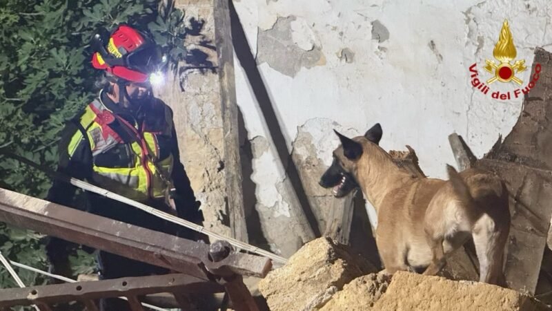 Paura a Bagheria per il crollo di una palazzina