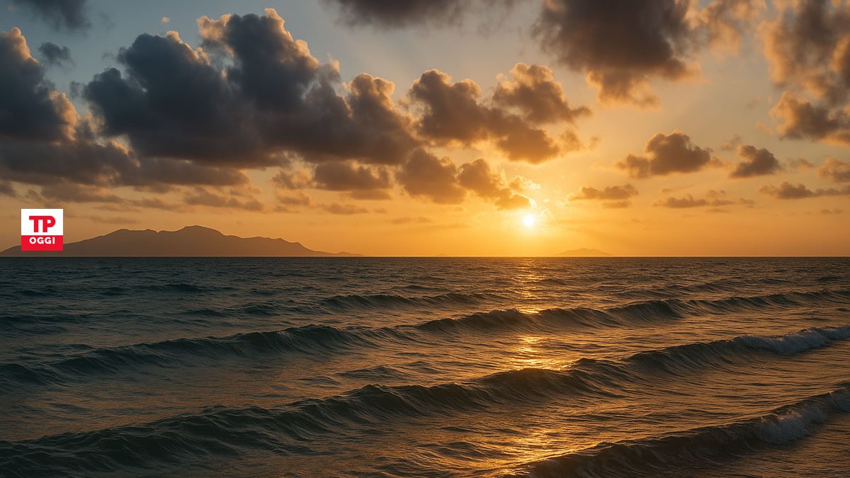 almanacco 06 10 2025 nuvoloso con isole sfondo