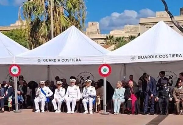 Cerimonia ufficiale della Guardia Costiera a Trapani