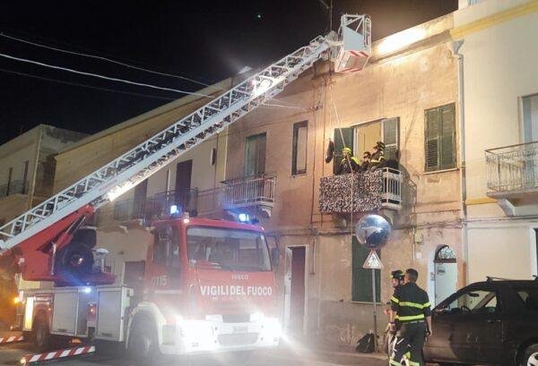 Erice: intervento dei vigili del fuoco per soccorrere uomo di 260 chili