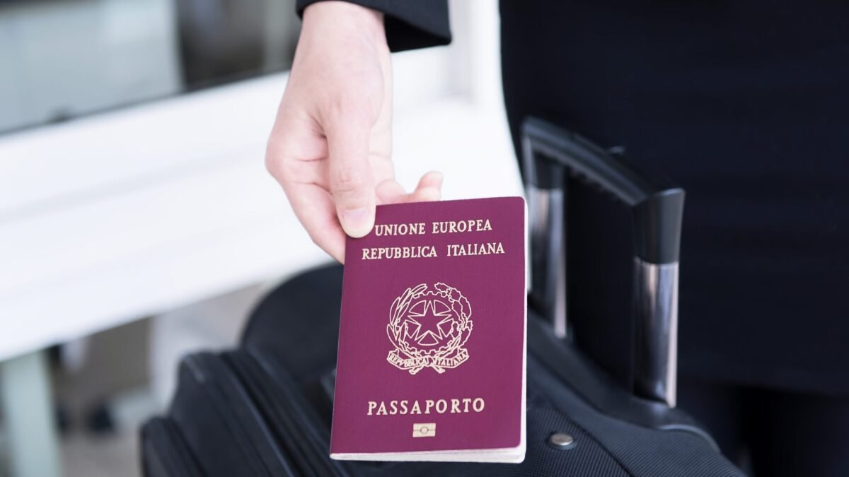passaporto elettronico