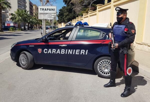 carabinieri trapani posto di blocco