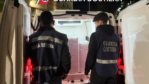 Sequestrati oltre 5.500 chili di prodotti ittici, controlli a Mazara, Egadi e Pantelleria