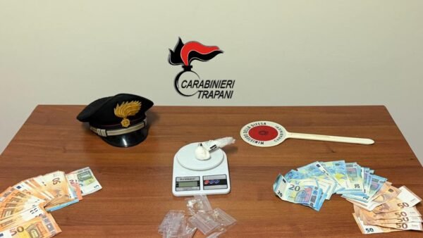E’ ai domiciliari ma spaccia, in manette un 44enne trapanese