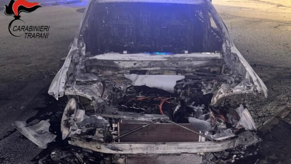 allegato incendio auto calatafimi